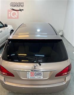 تويوتا إبسم